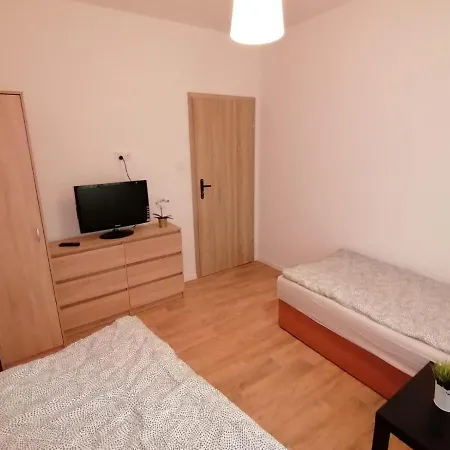 4domy * Ostroleka (Ostroleka)